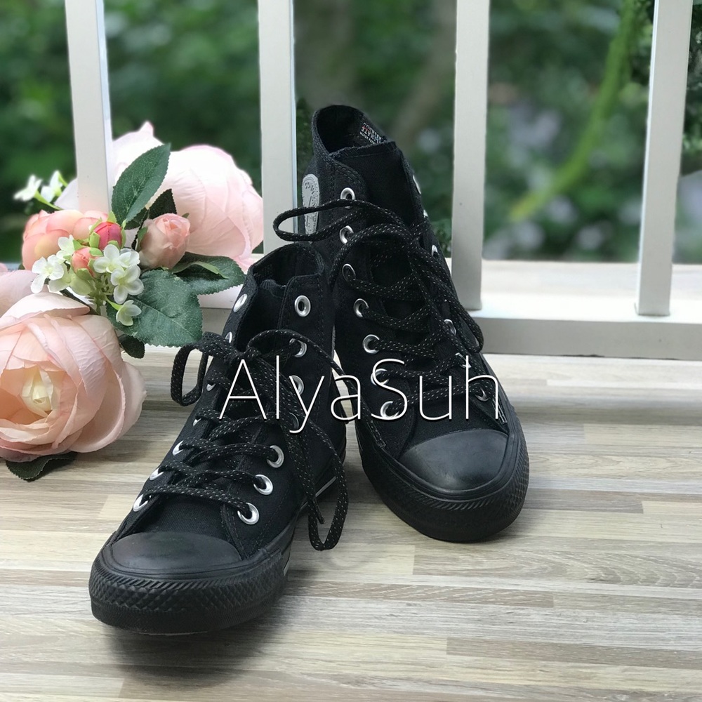 NWT Converse Shield Canvas HI Black W AUTHENTIC - Picture 4 of 7